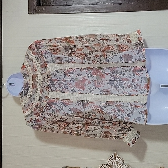 Anthropologie floral Blouse - Picture 4 of 6